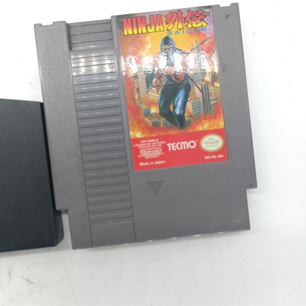 Ninja Gaiden Nintendo NES Video Game Cartridge Tecmo NES-NG-USA with Sleeve